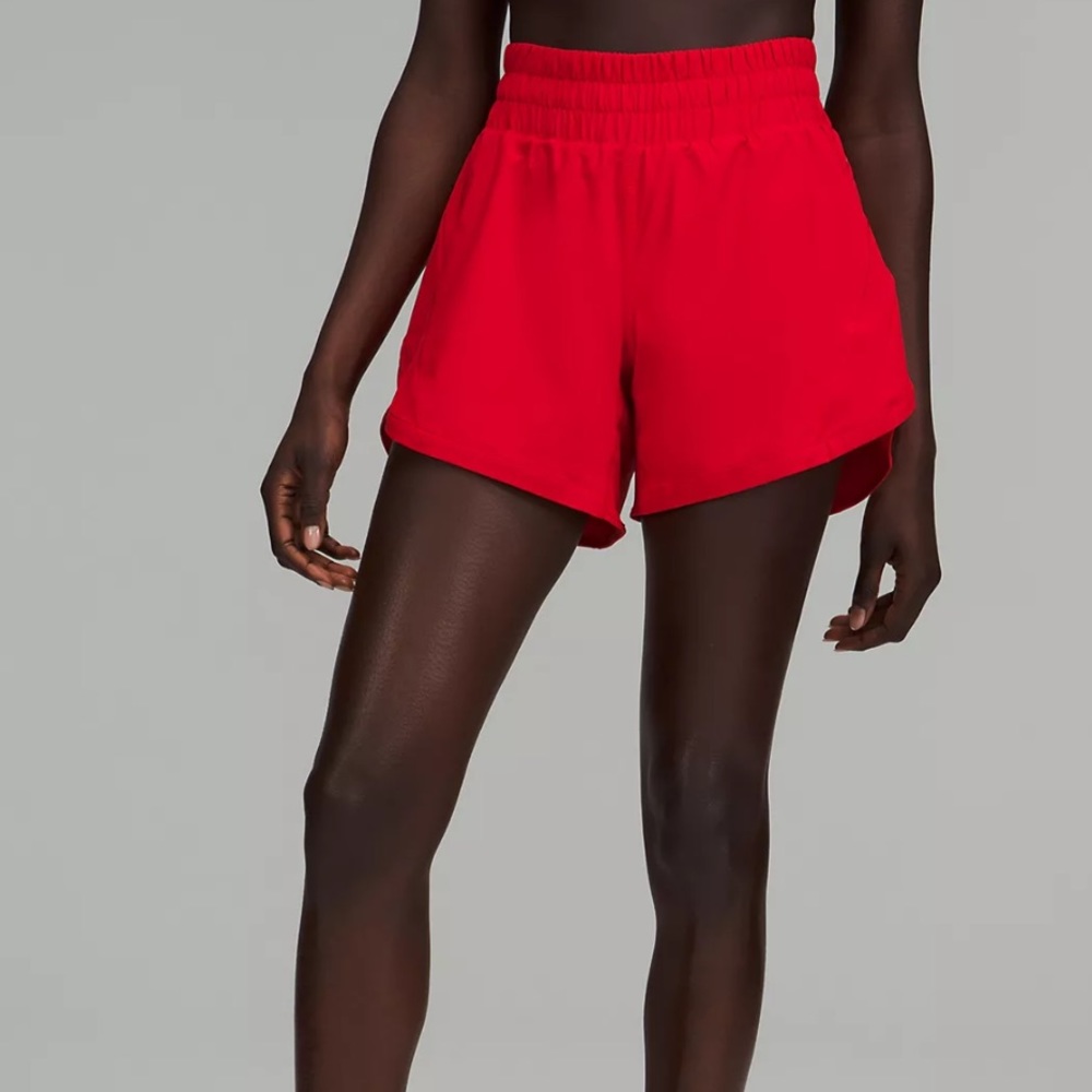 Lululemon track that short 4'